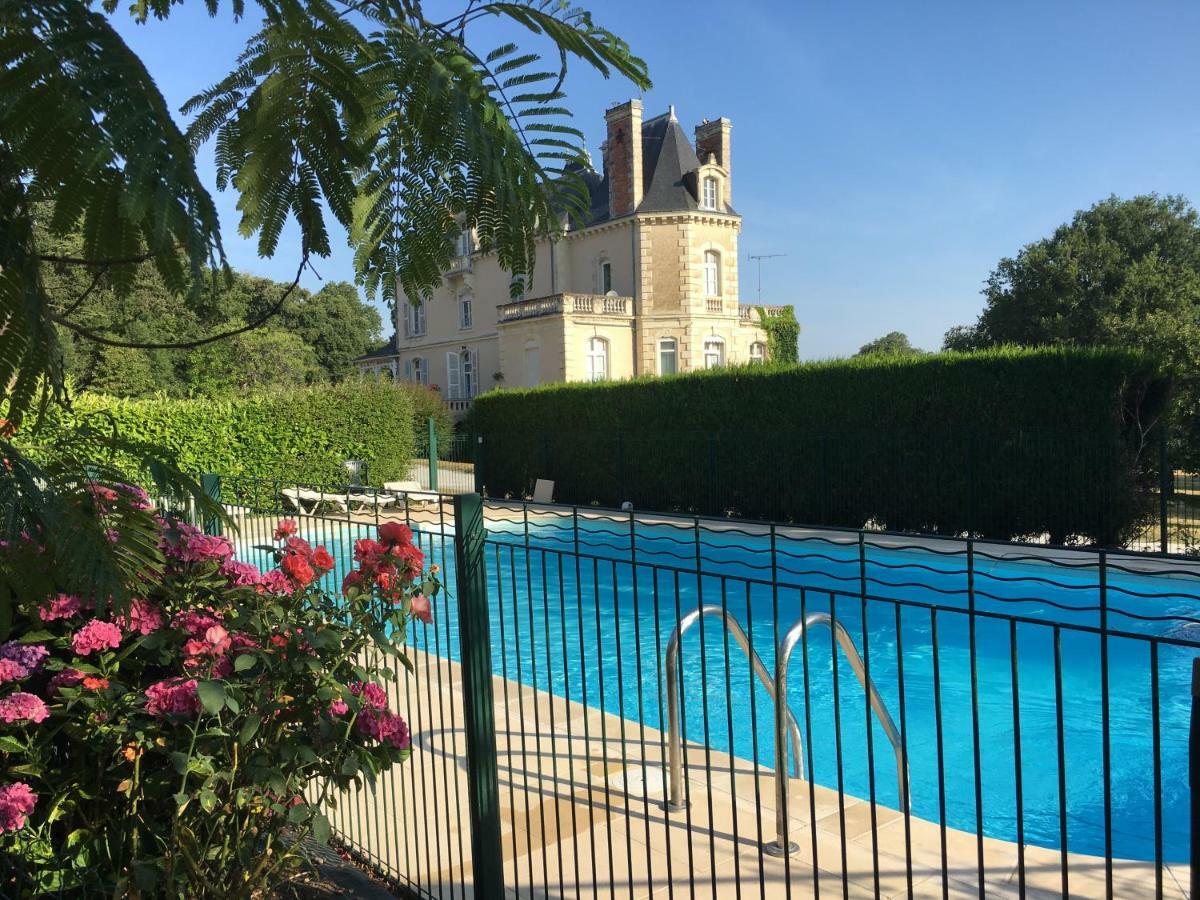 Jarzé Chateau Vary المظهر الخارجي الصورة